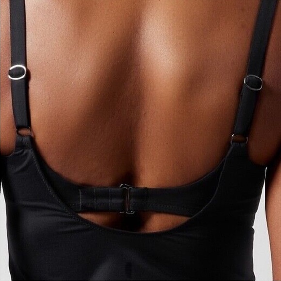 Athleta Sleek Black Tankini Top - Picture 4 of 7